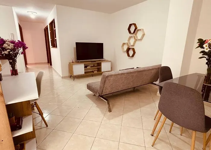 Apartment In Laureles 3 Rooms - Full Amenities
