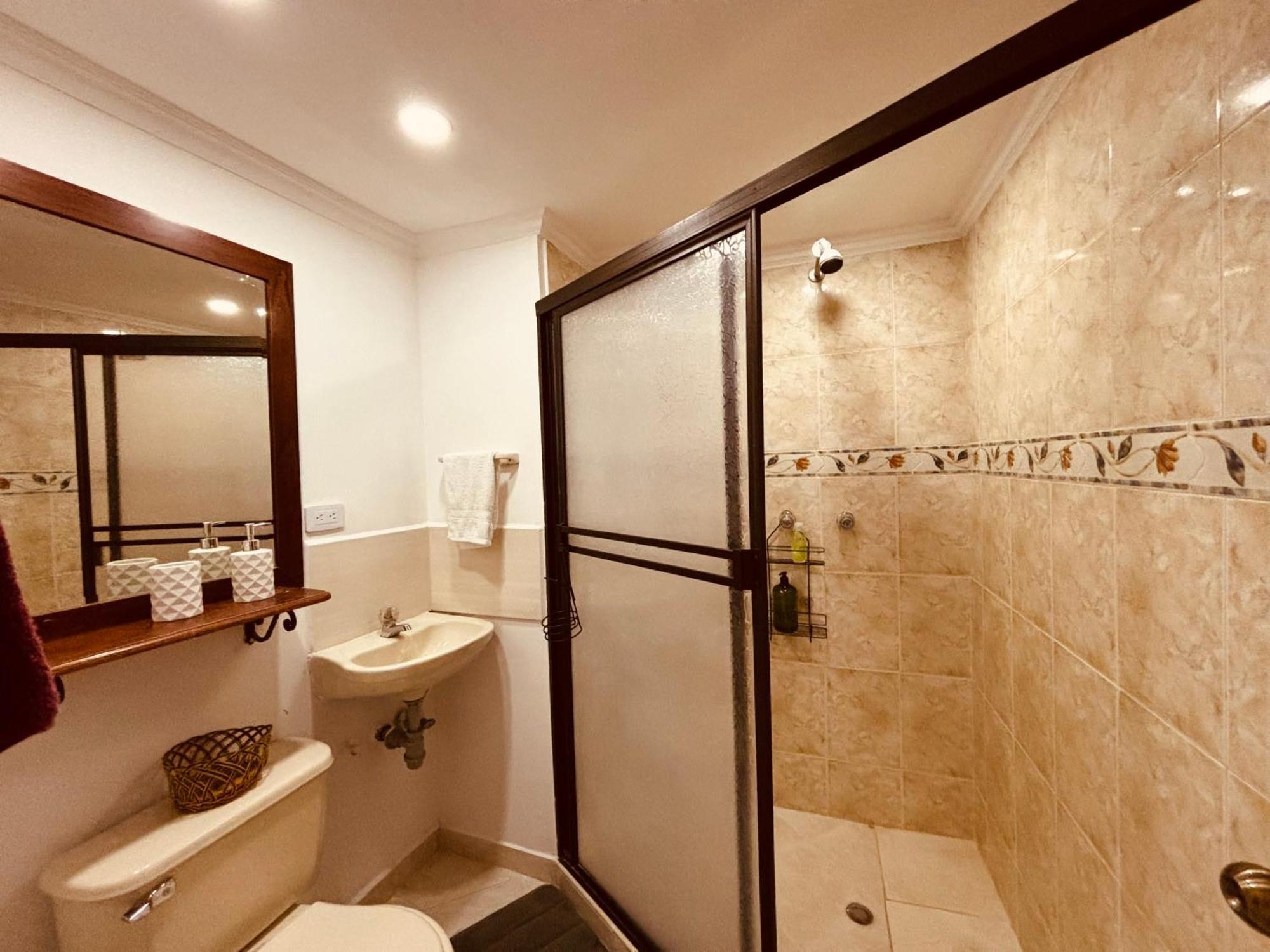 In Laureles 3 - Full Amenities Apartment