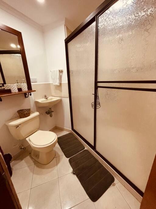 In Laureles 3 - Full Amenities Apartment