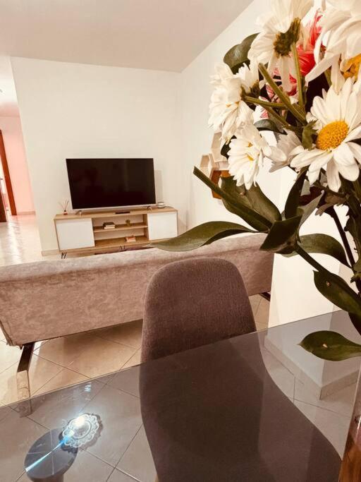 In Laureles 3 - Full Amenities